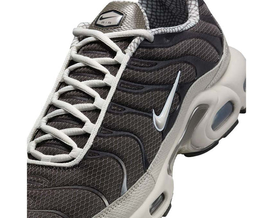 NIKE AIR MAX PLUS TN ‘YEAR OF THE SNAKE’