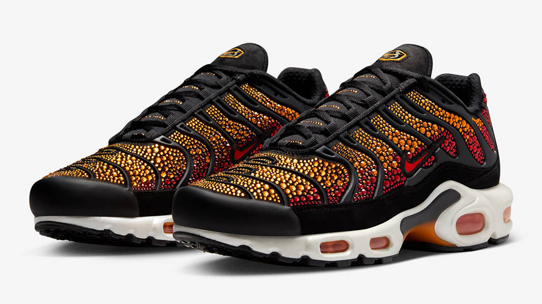 NIKE AIR MAX PLUS TN X SWAROVSKI SUNSET PULSE