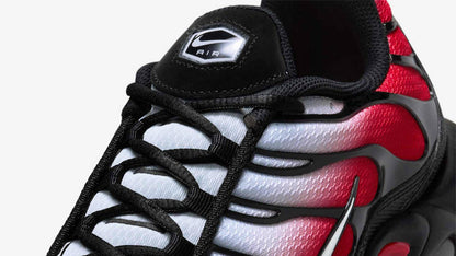 NIKE AIR MAX PLUS TN ‘PURE PLATINUM/ UNIVERSITY RED’