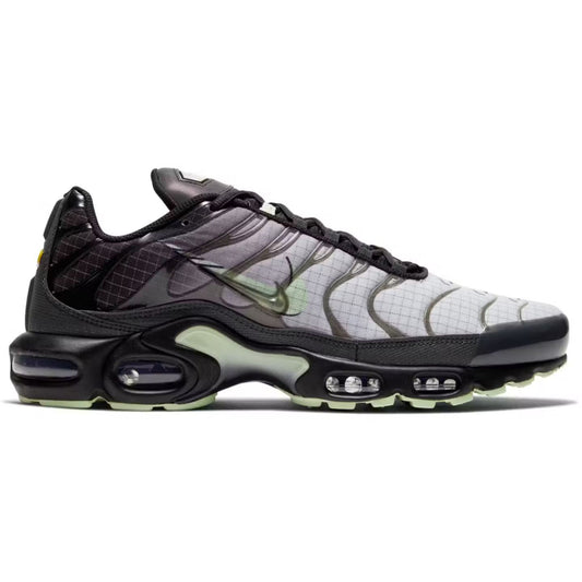 NIKE AIR MAX PLUS TN ‘GREEN GLOW 2019’