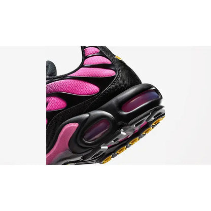 NIKE AIR MAX PLUS TN BLACK/HYPER PINK