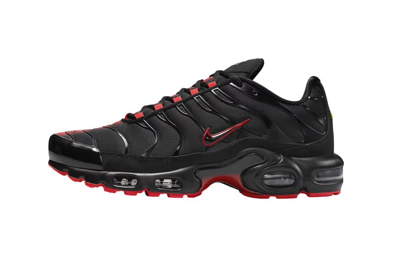 NIKE AIR MAX PLUS TN ‘DARTH VADER’