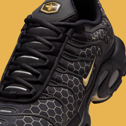NIKE AIR MAX PLUS TN ‘MANCHESTER HONEY BLACK’