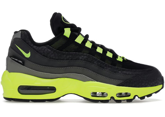 NIKE AIR MAX 95 ‘KISS MY AIRS BLACK VOLT’