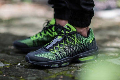 NIKE AIR MAX 95 JACQUARD BLACK VOLT (2015)