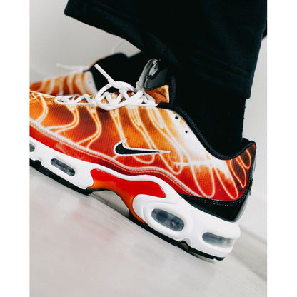 NIKE AIR MAX PLUS TN ‘LIGHT PHOTOGRAPHY ORANGE’