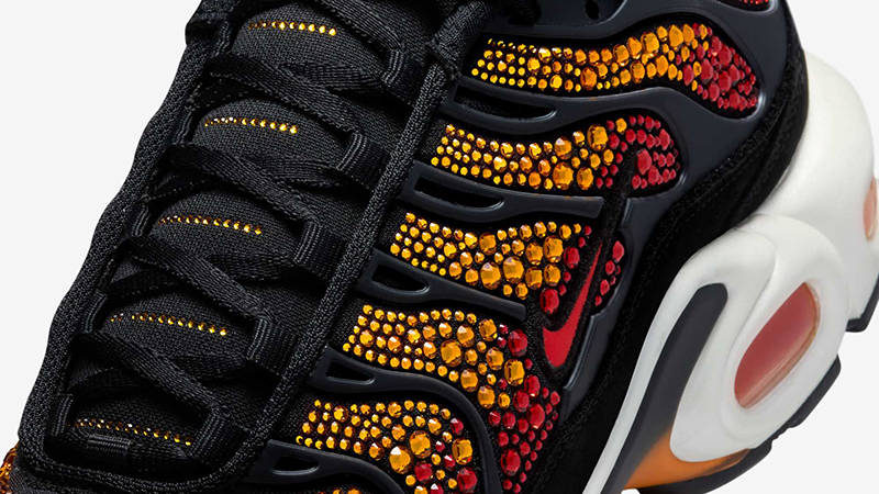 NIKE AIR MAX PLUS TN X SWAROVSKI SUNSET PULSE