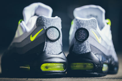 NIKE AIR MAX 95 OG NEON PATCH 2015